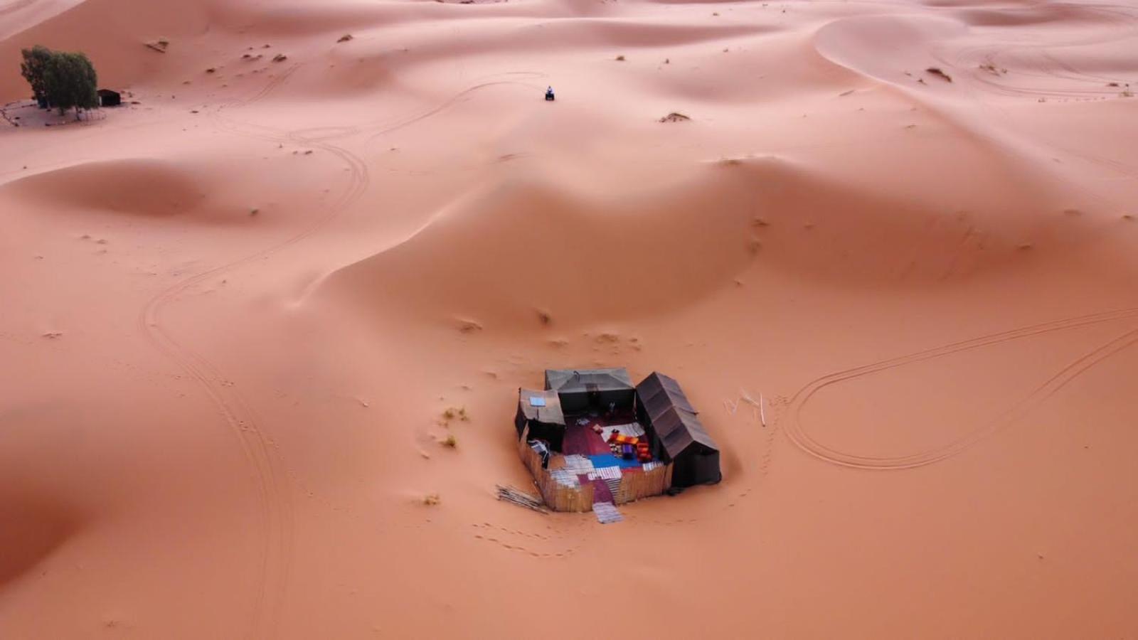Gambi Camp Hotel Adrouine Luaran gambar